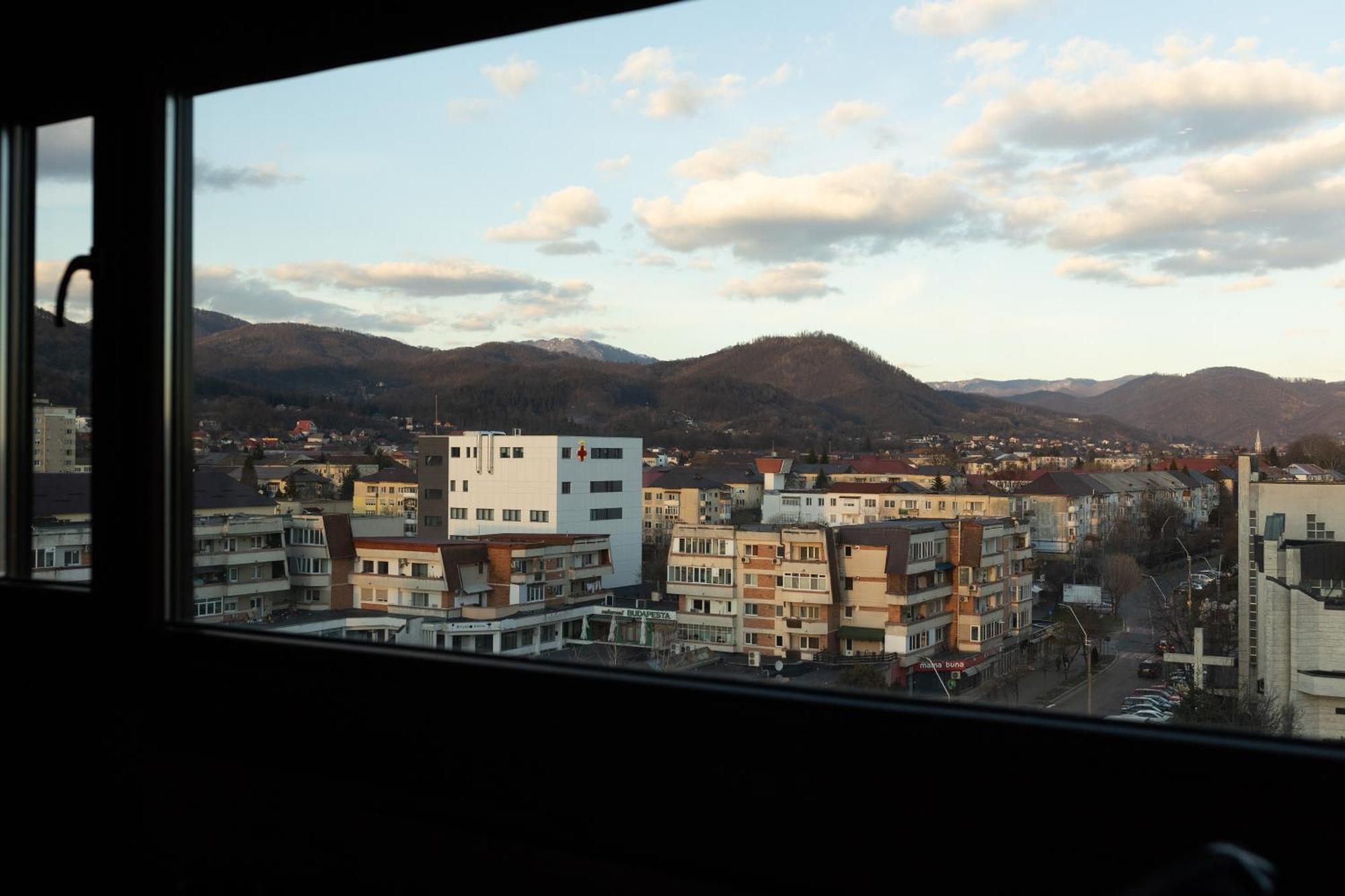 Eagle'S Nest By Short-Stay Baia Mare Buitenkant foto